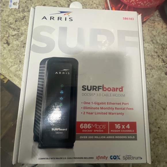 Arris modem - Picture 1 of 8